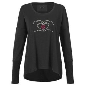 ☀️SUMMER CLEARANCE☀️ NWOT CAbi 'Love You Tee' - Sz S